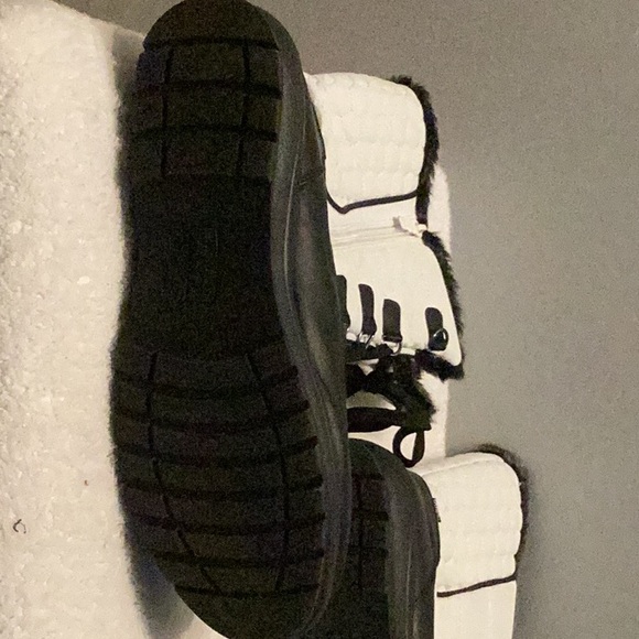 Totes Women's Winter & Rain Boots - Black and White - Picture 8 of 12